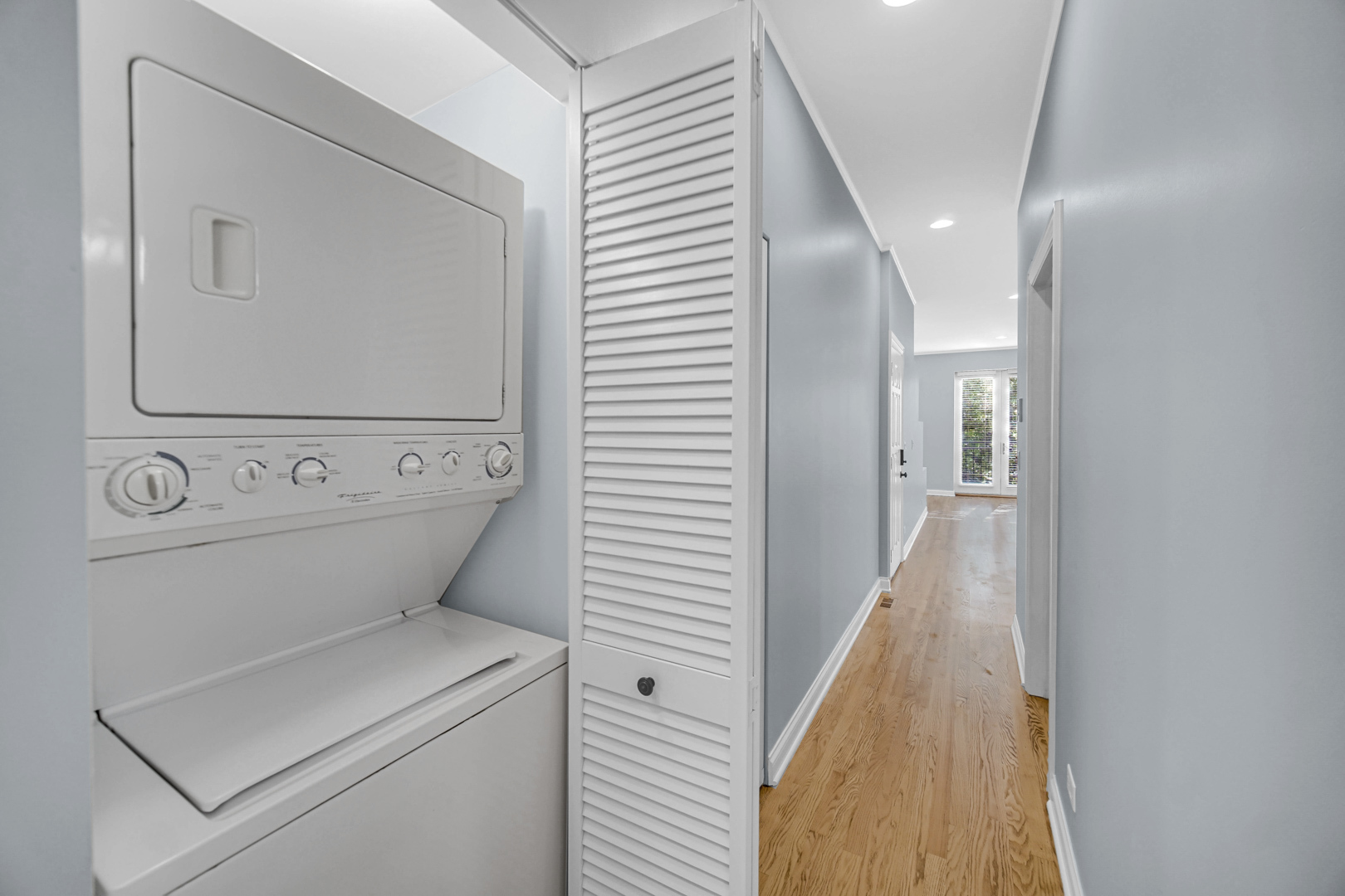 3732 N Kenmore Avenue Unit: 2