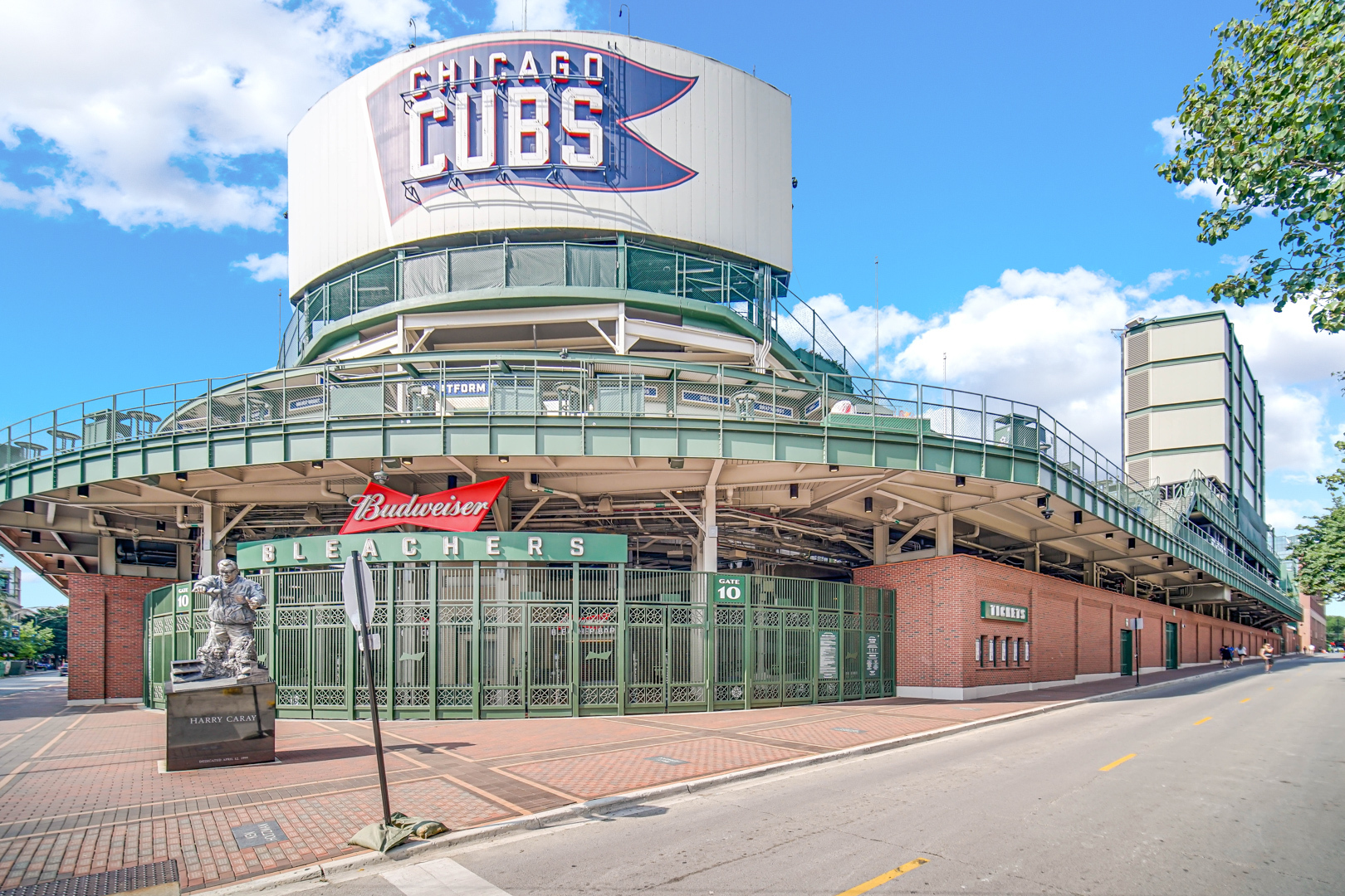 3732 N Kenmore Avenue Unit: 2