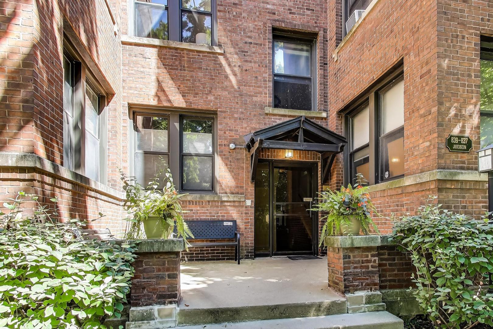 839 Judson Avenue Unit: 2