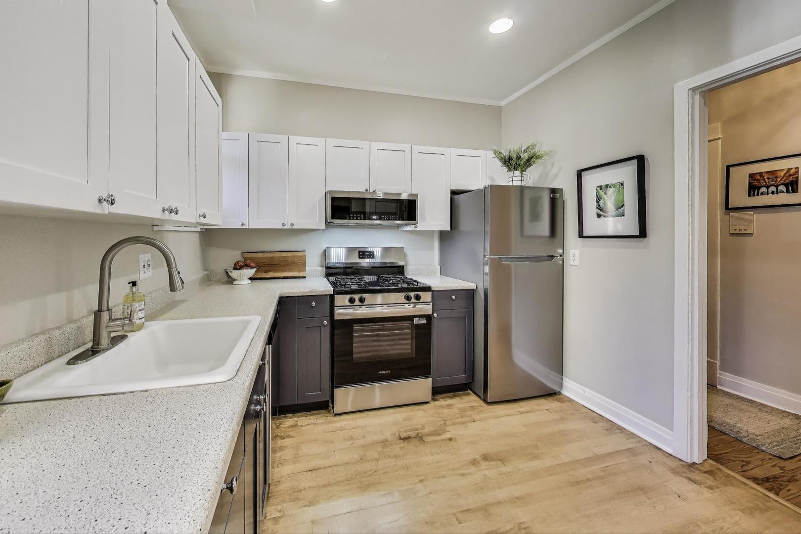 839 Judson Avenue Unit: 2