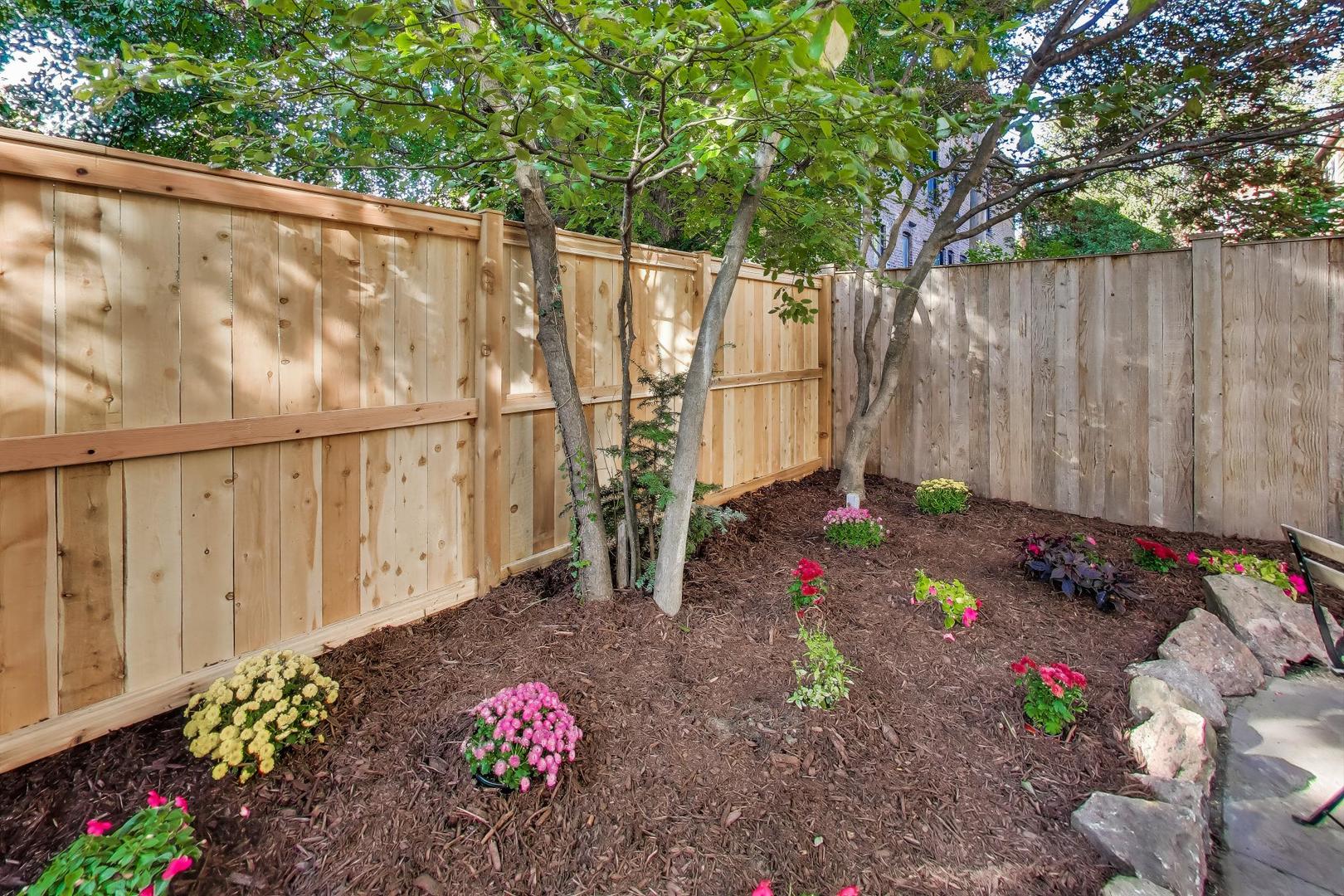 5408 S Kimbark Avenue