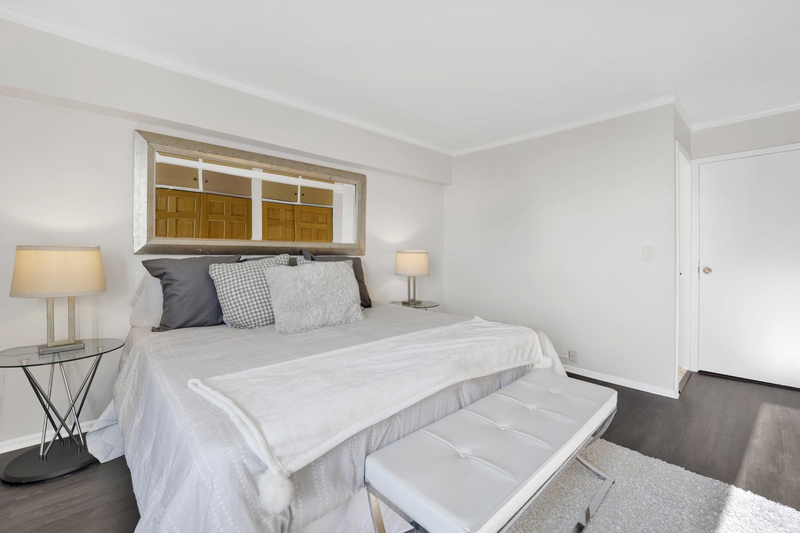 1850 N Clark Street Unit: 2709