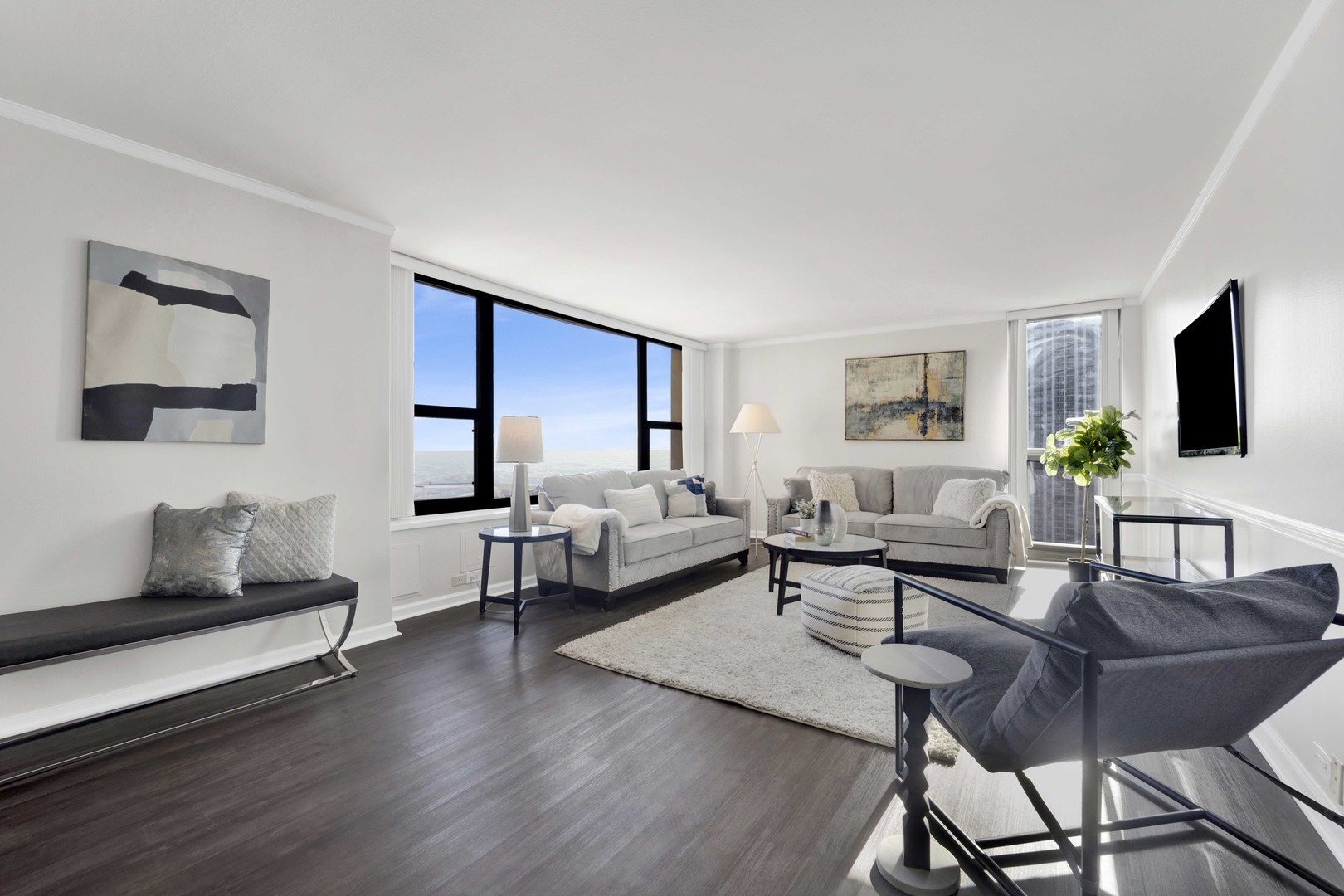 1850 N Clark Street Unit: 2709