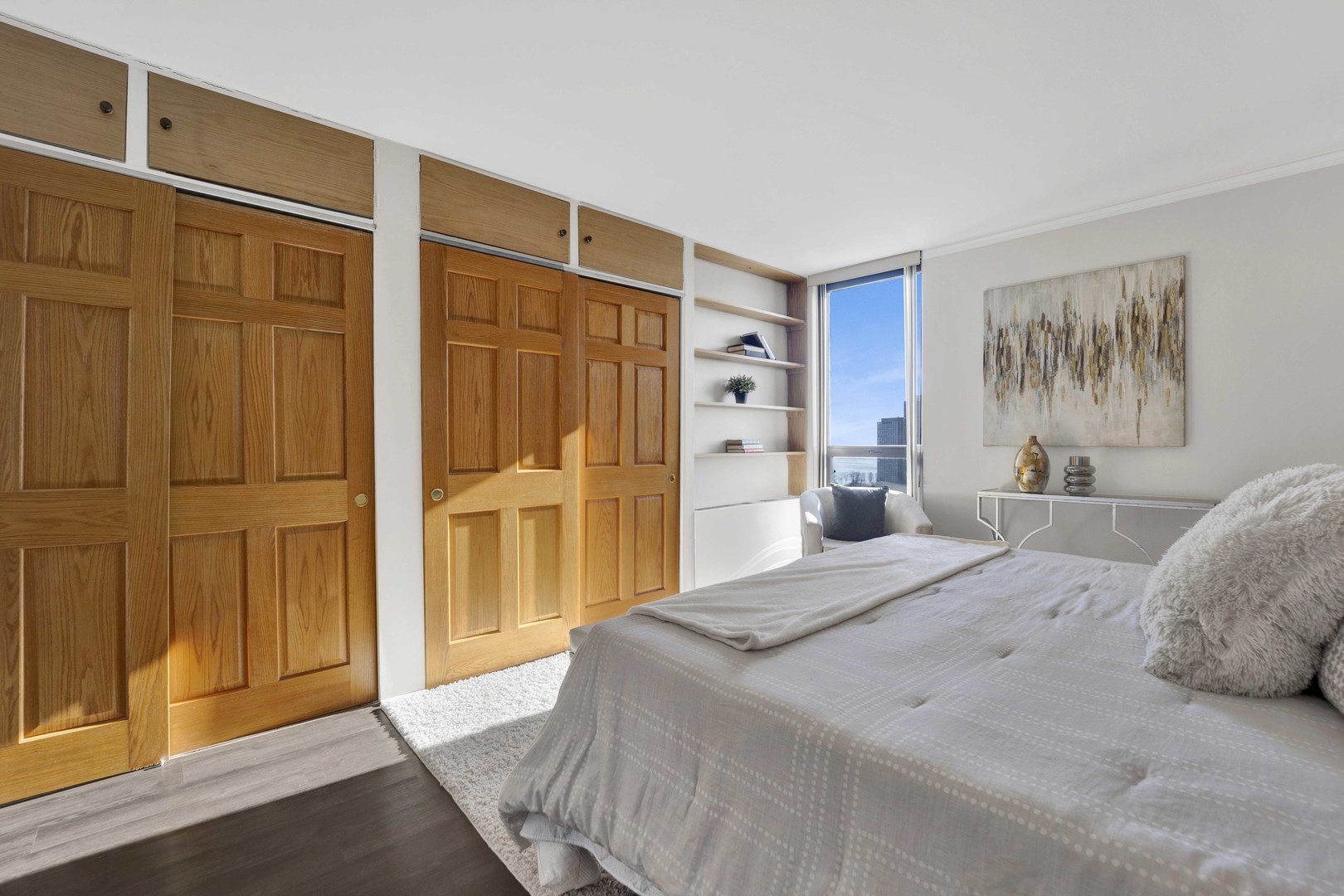 1850 N Clark Street Unit: 2709