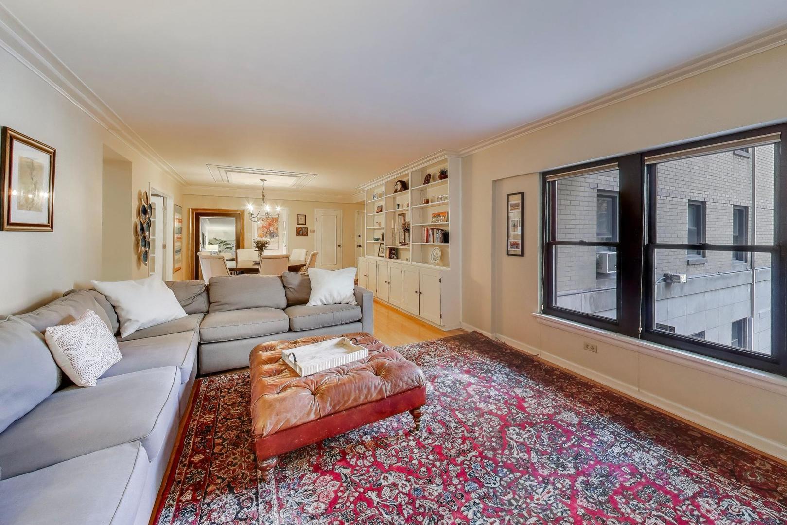 1350 N astor Street Unit: 2A