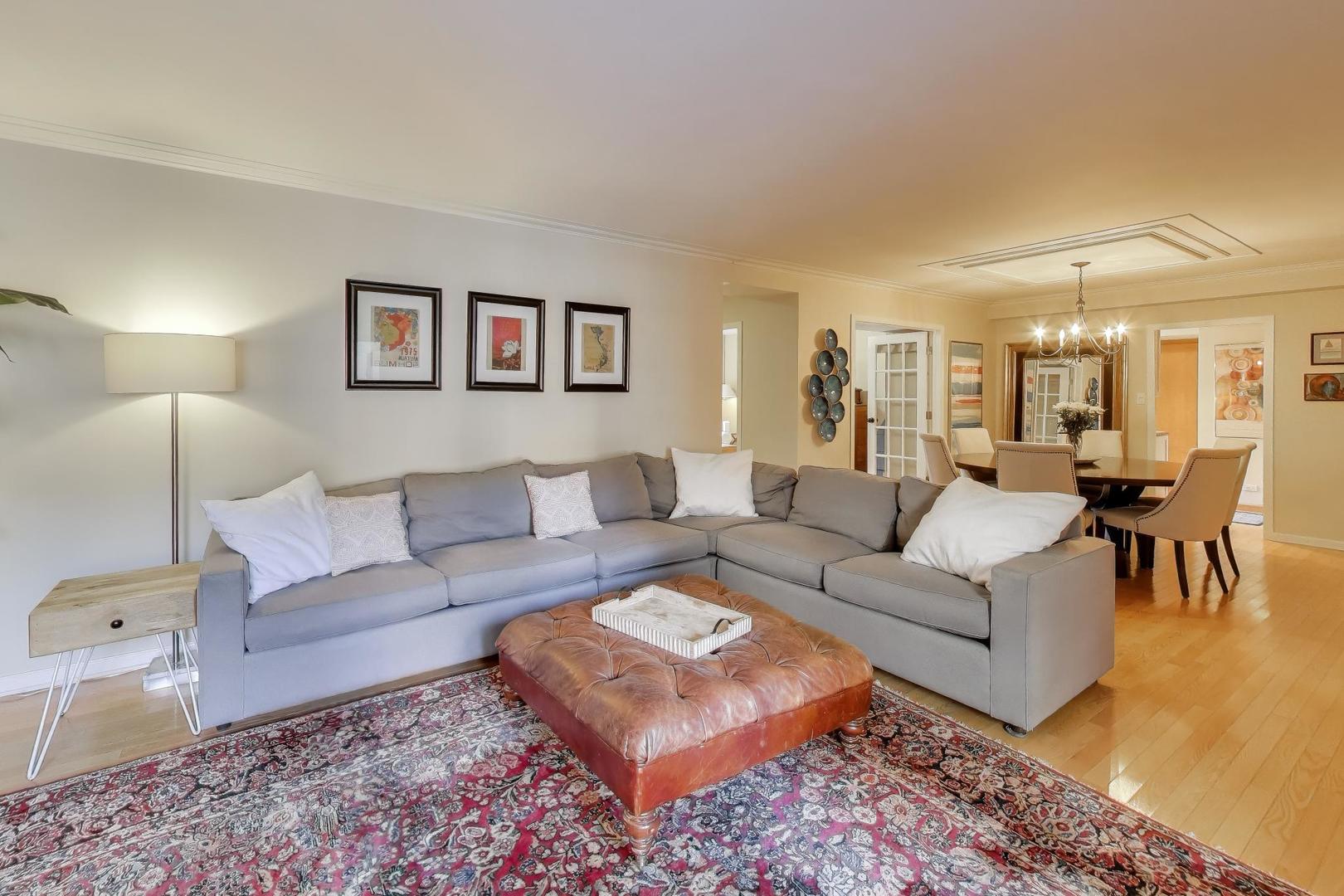 1350 N astor Street Unit: 2A