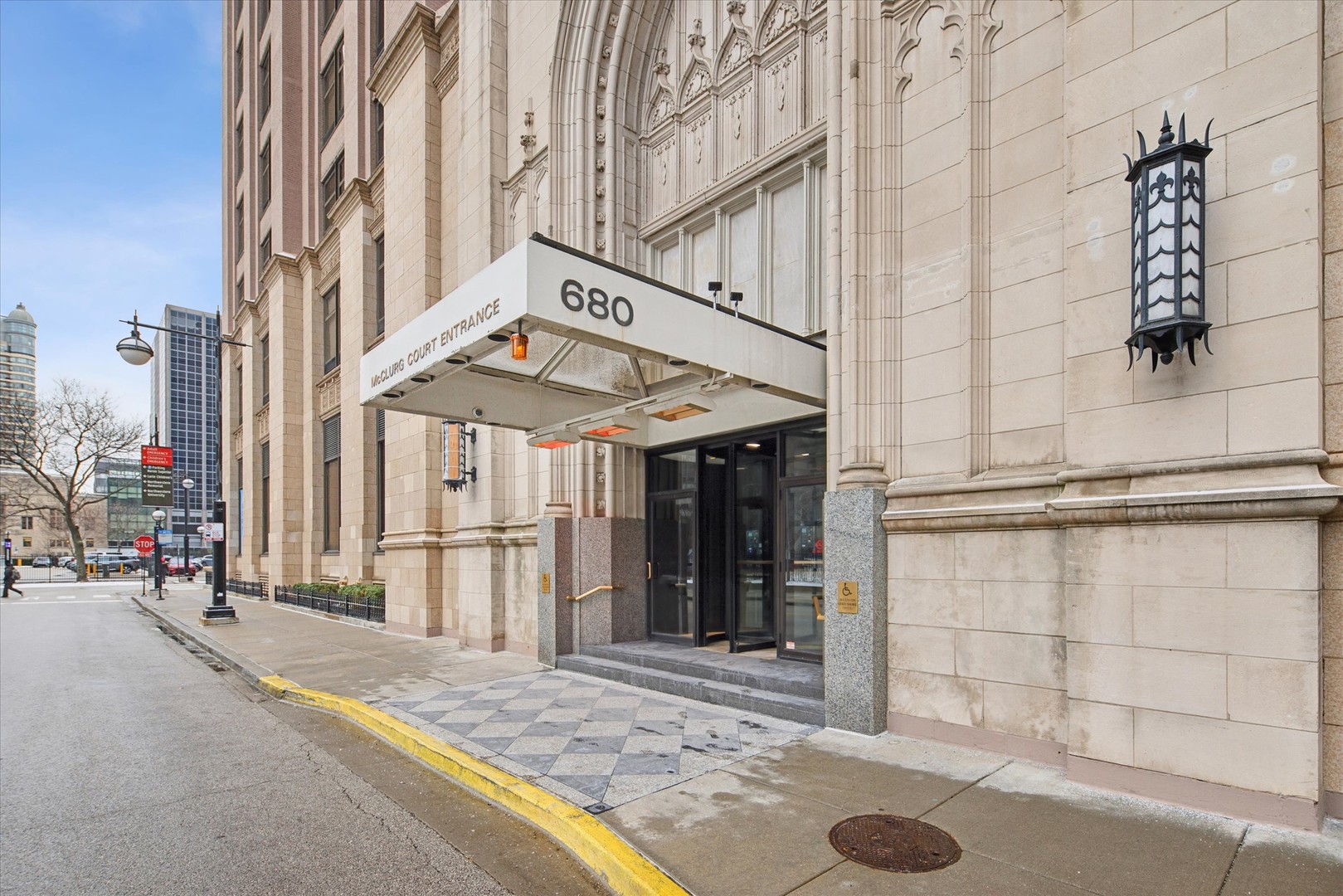 680 N Lake Shore Drive Unit: 1024