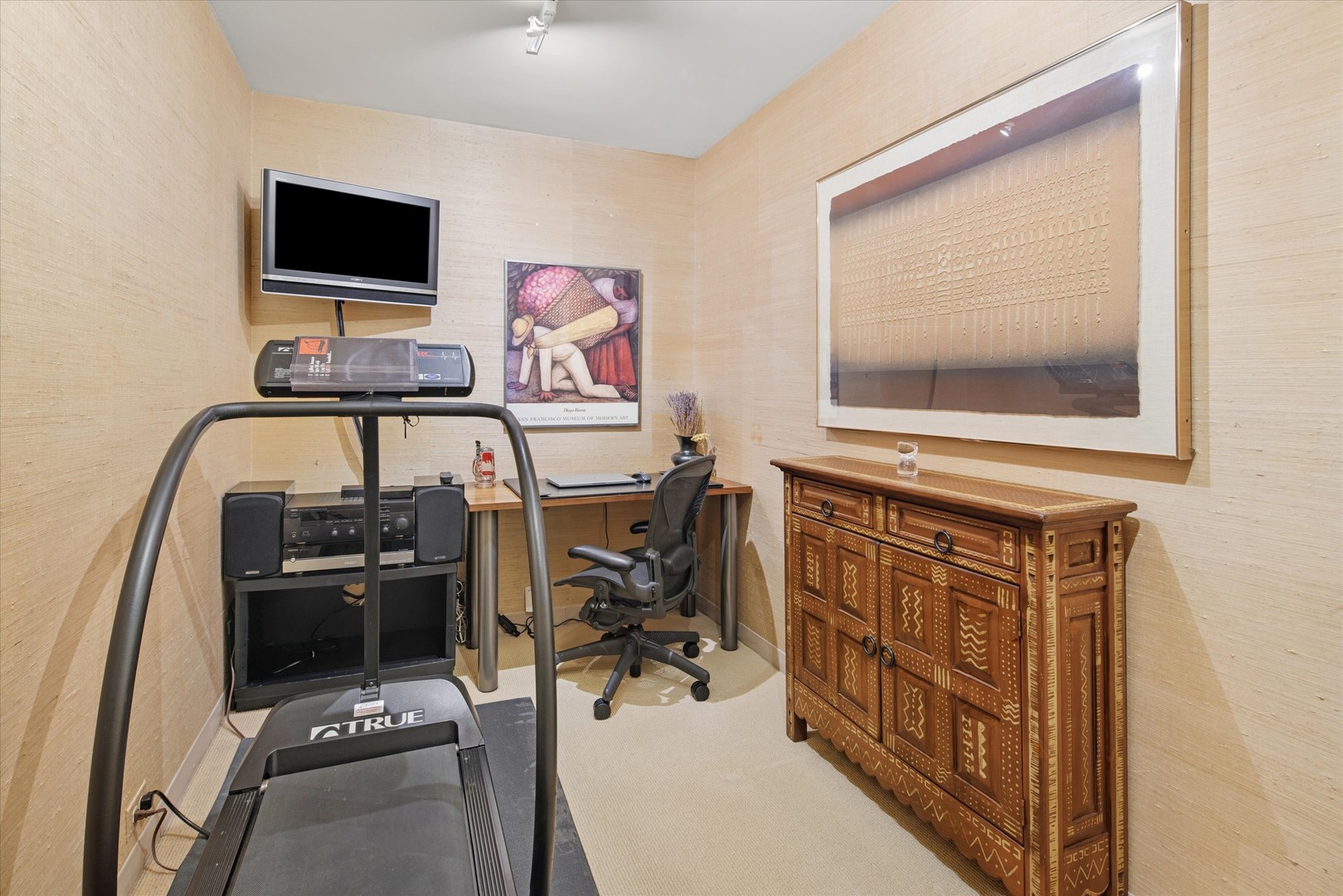 680 N Lake Shore Drive Unit: 1024