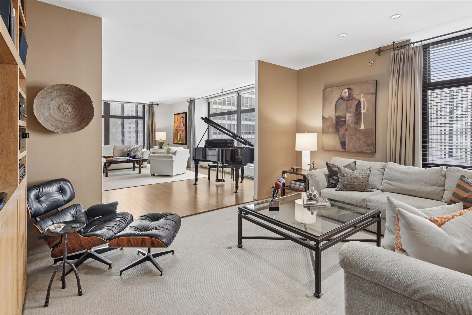 680 N Lake Shore Drive Unit: 1024