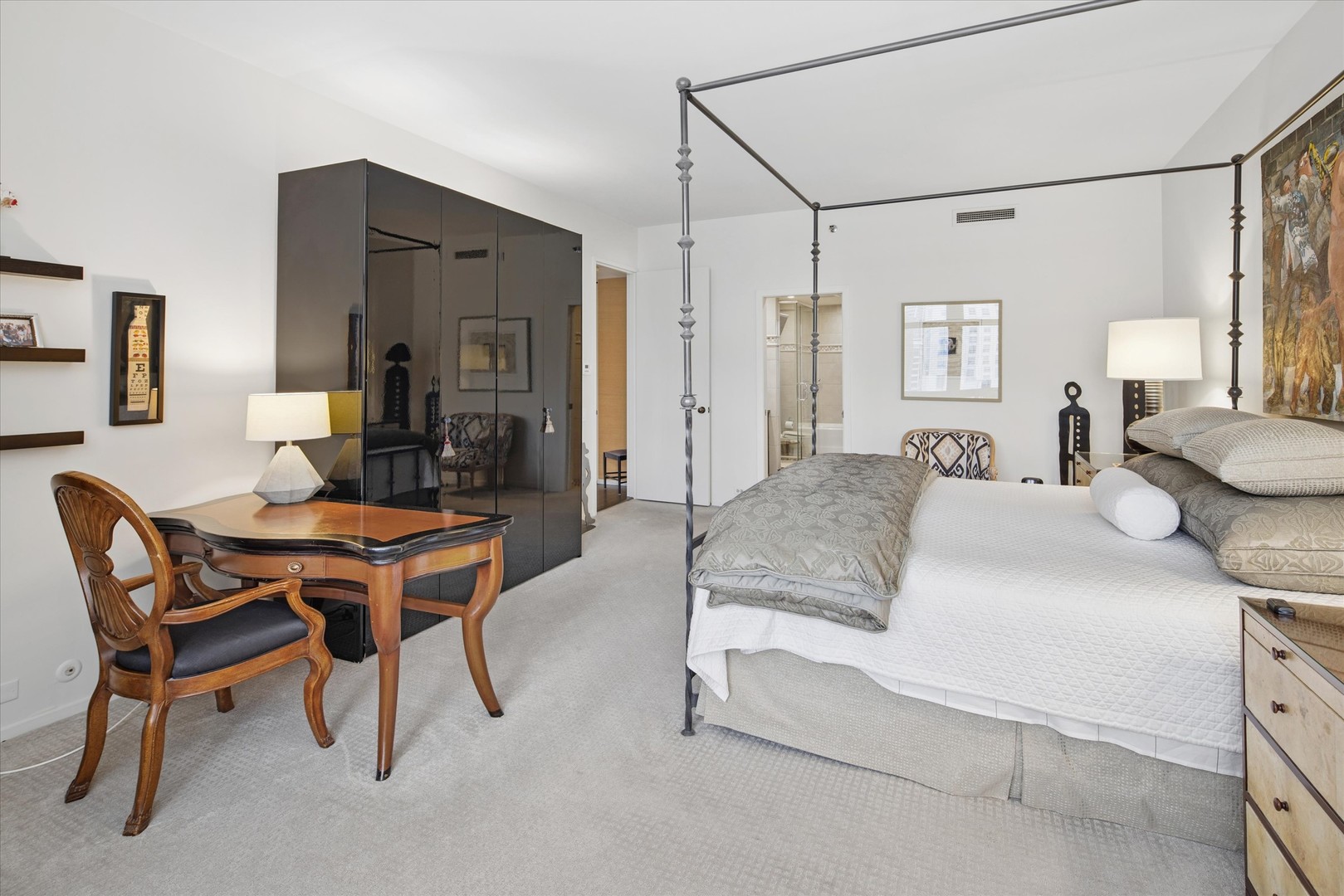 680 N Lake Shore Drive Unit: 1024