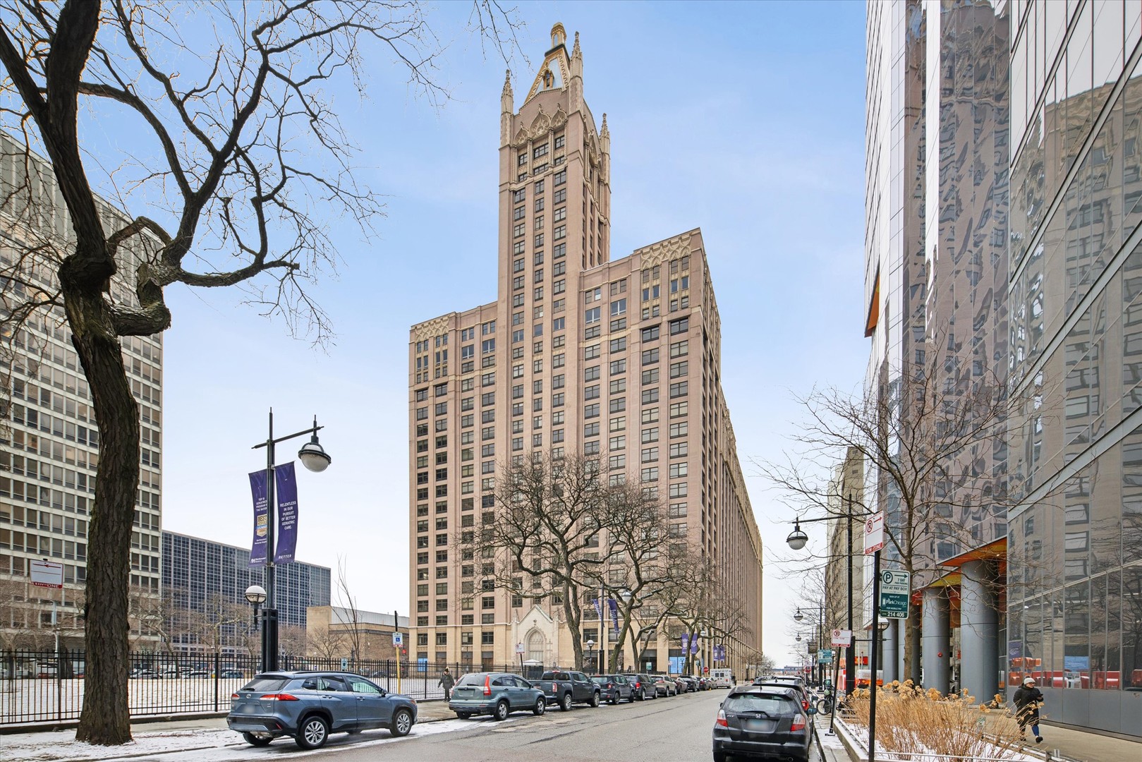 680 N Lake Shore Drive Unit: 1024