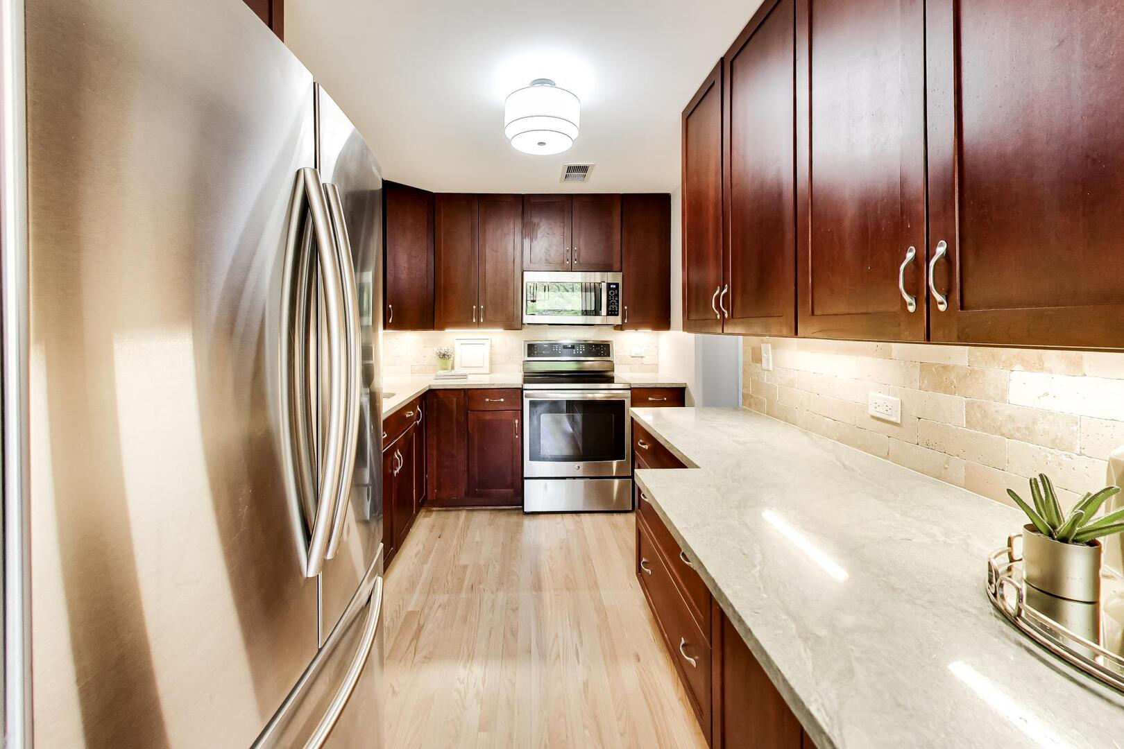 151 N Kenilworth Avenue Unit: 2G