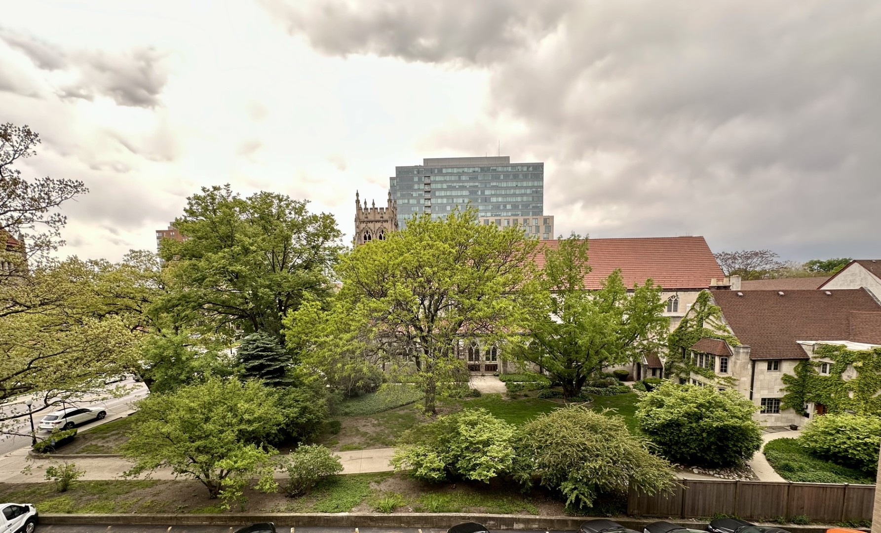 151 N Kenilworth Avenue Unit: 2G