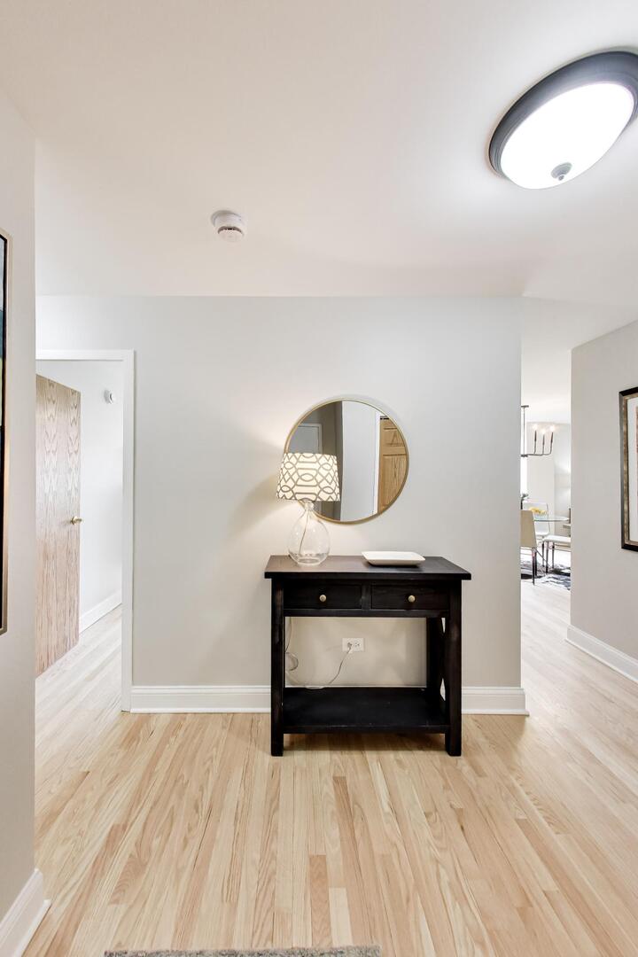 151 N Kenilworth Avenue Unit: 2G