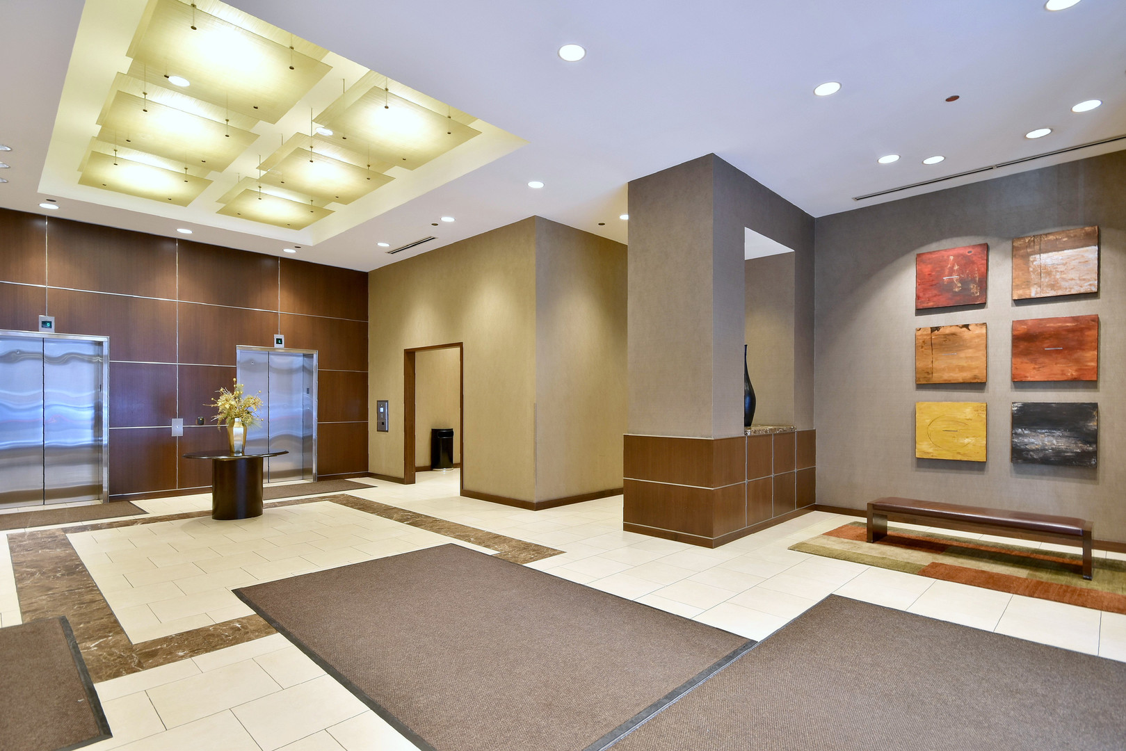 200 N JEFFERSON Street Unit: 2106