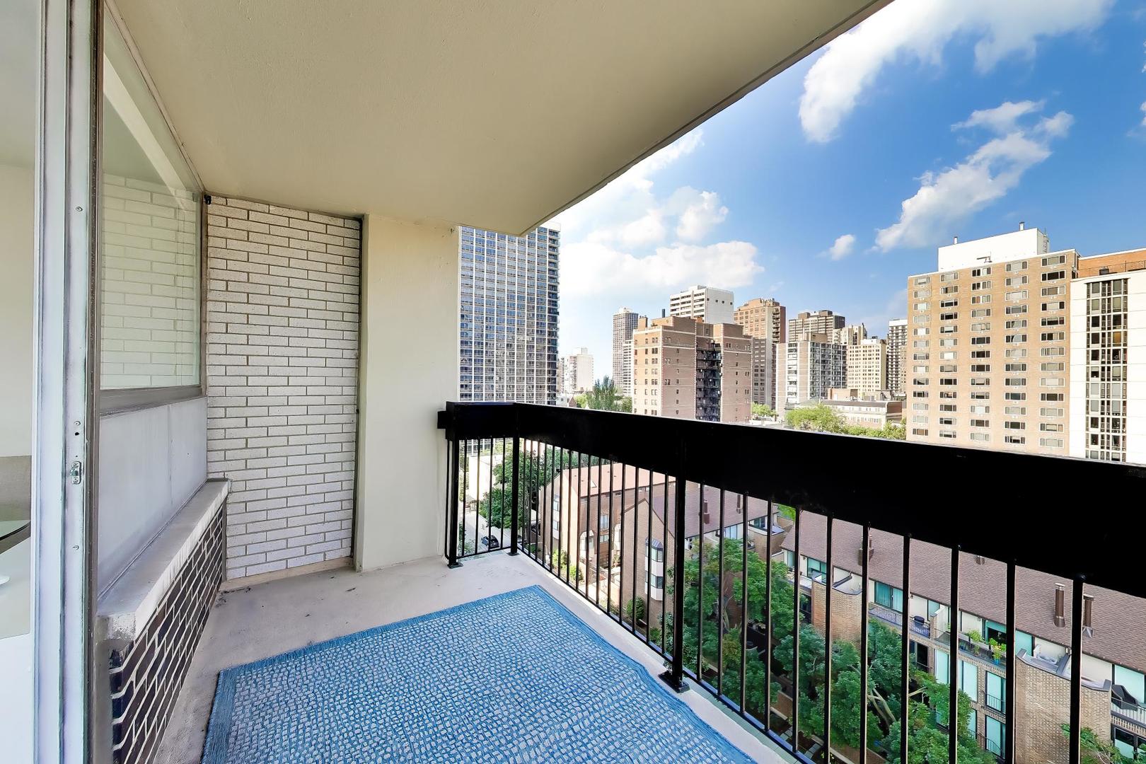 1355 N Sandburg Terrace Unit: 1002D