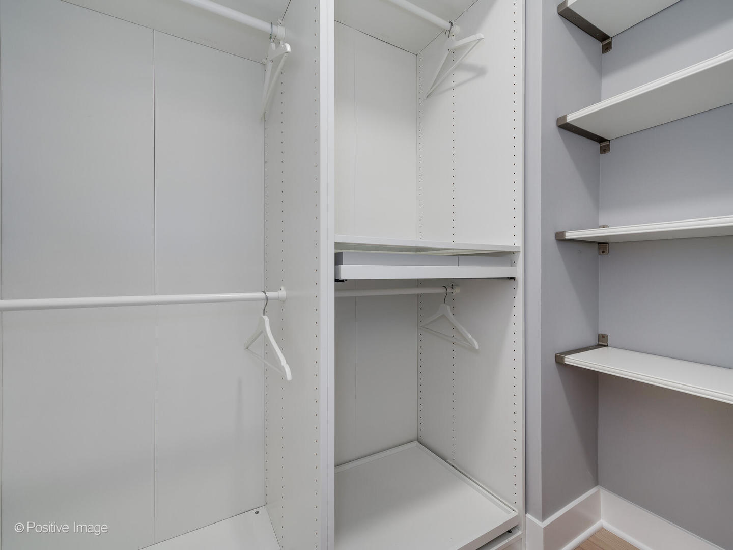 1355 N Sandburg Terrace Unit: 1002D