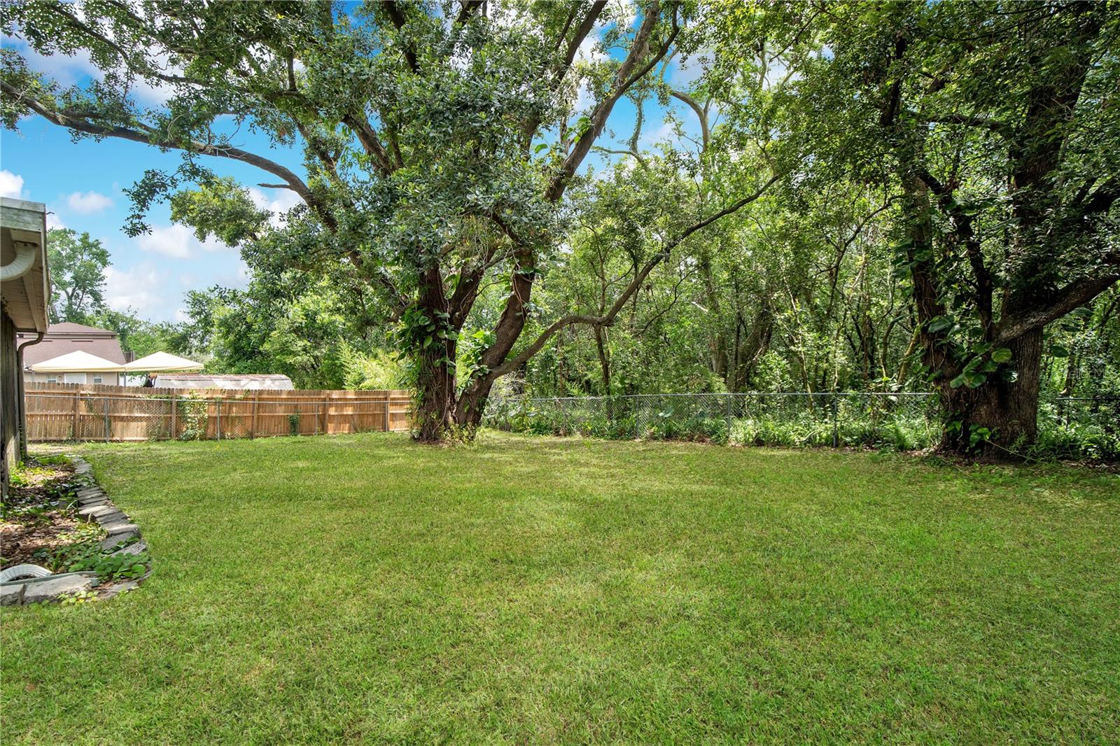 2007 PAULA MICHELE CT