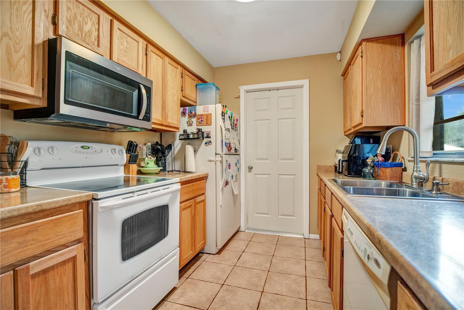 2007 PAULA MICHELE CT