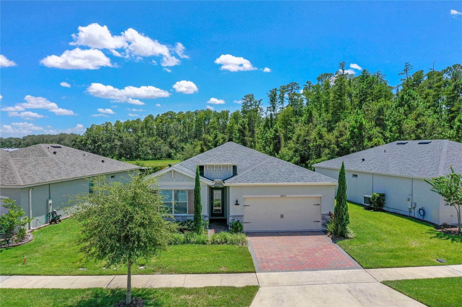 17854 BLAZING STAR CIR
