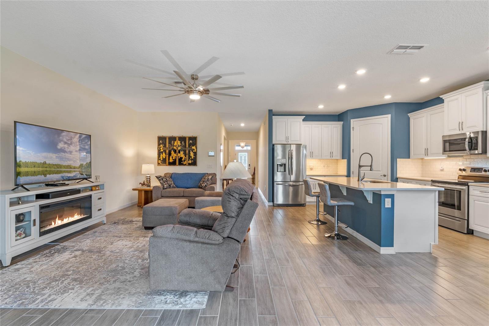 17854 BLAZING STAR CIR