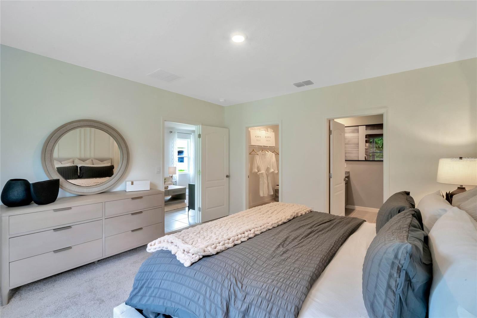 2353 COACHWOOD DR