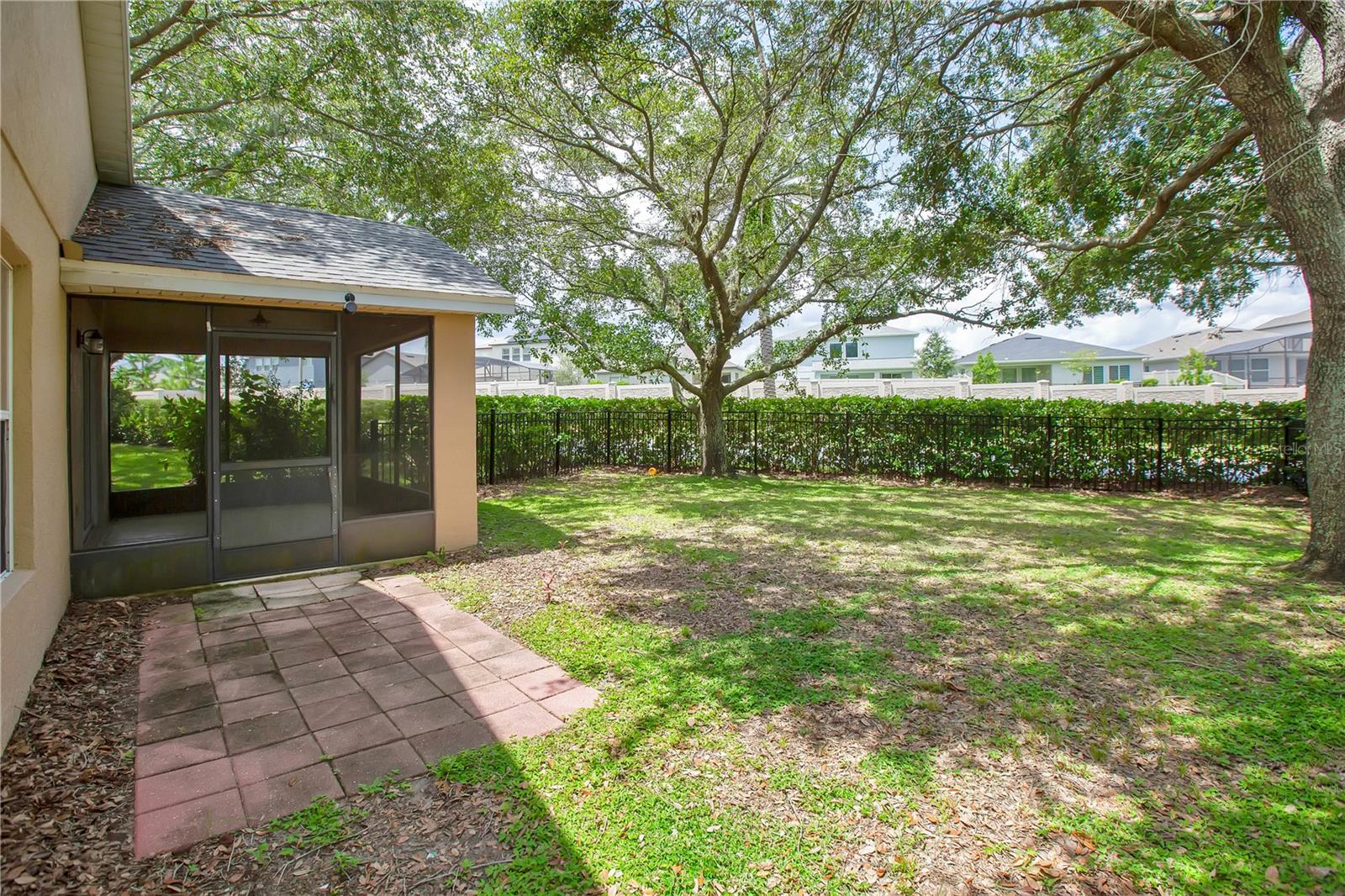 17301 AUTUMN PINES CT