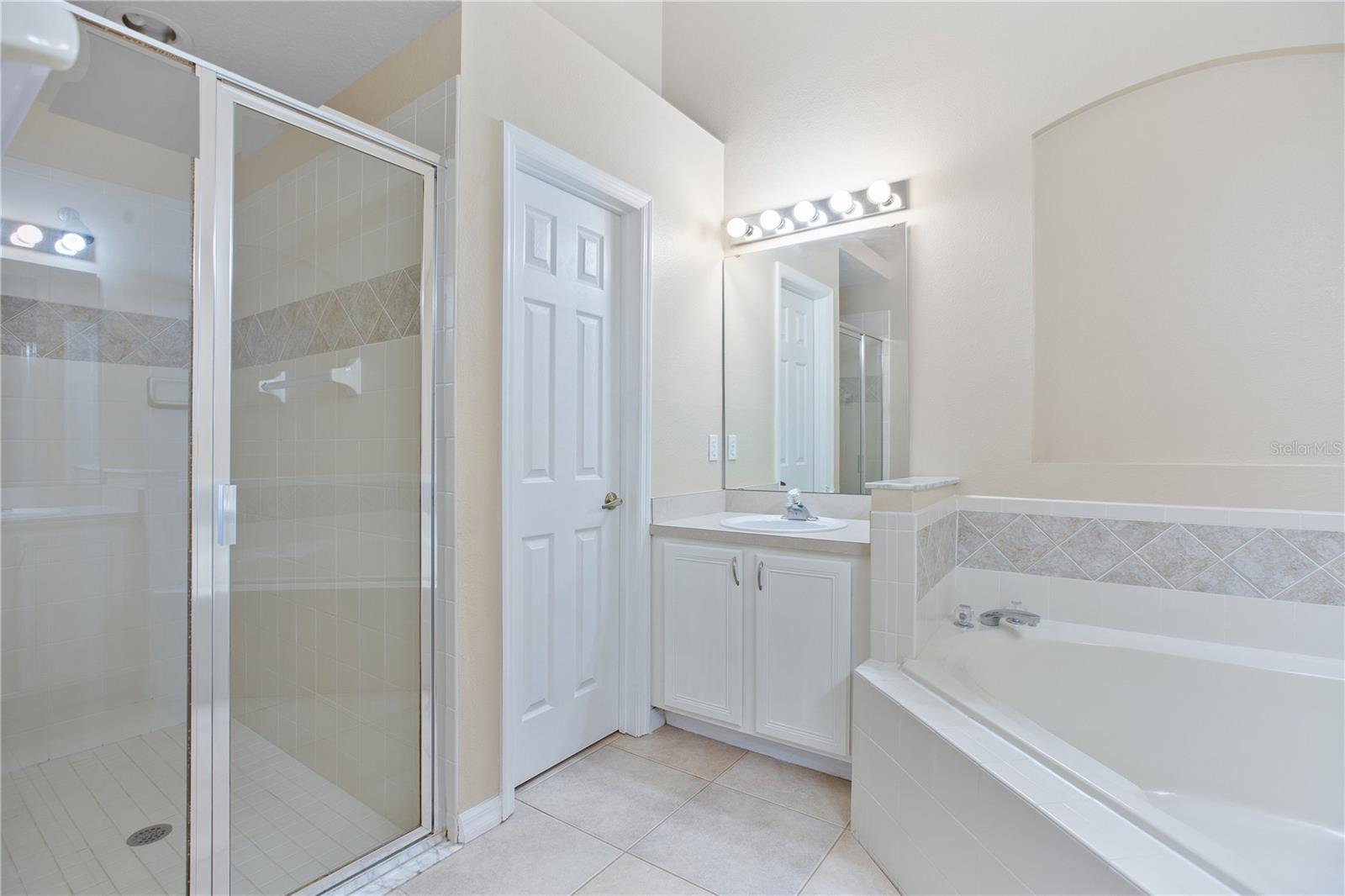 17301 AUTUMN PINES CT