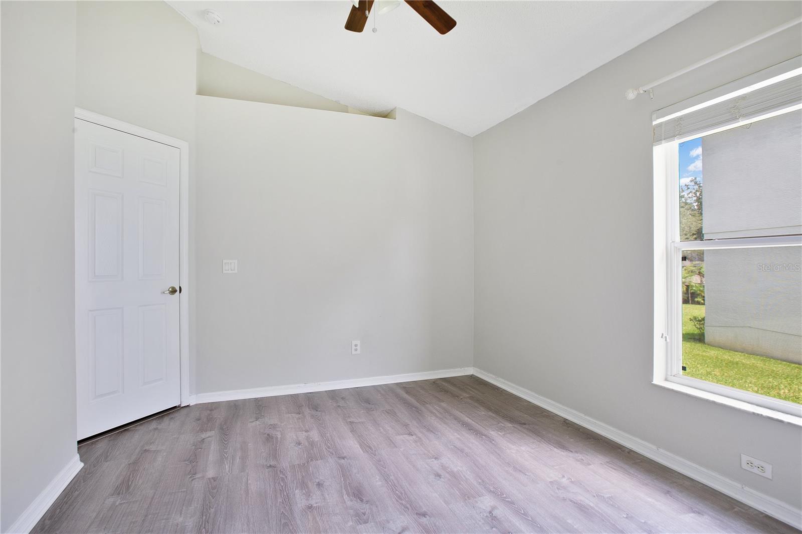 17301 AUTUMN PINES CT