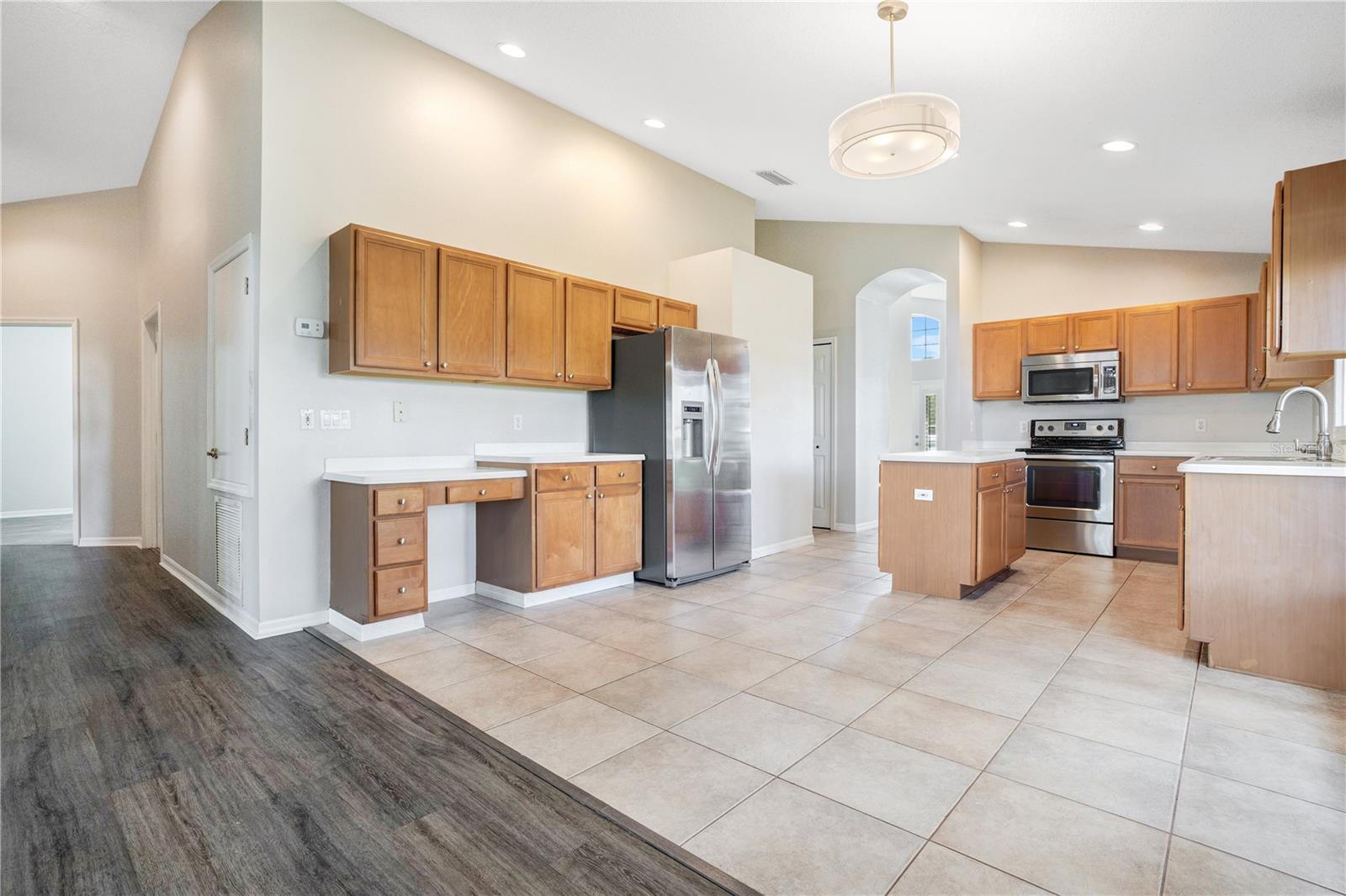 17301 AUTUMN PINES CT