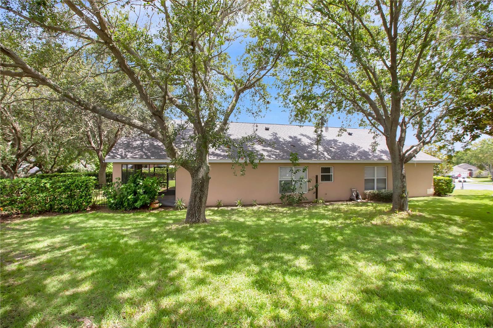 17301 AUTUMN PINES CT