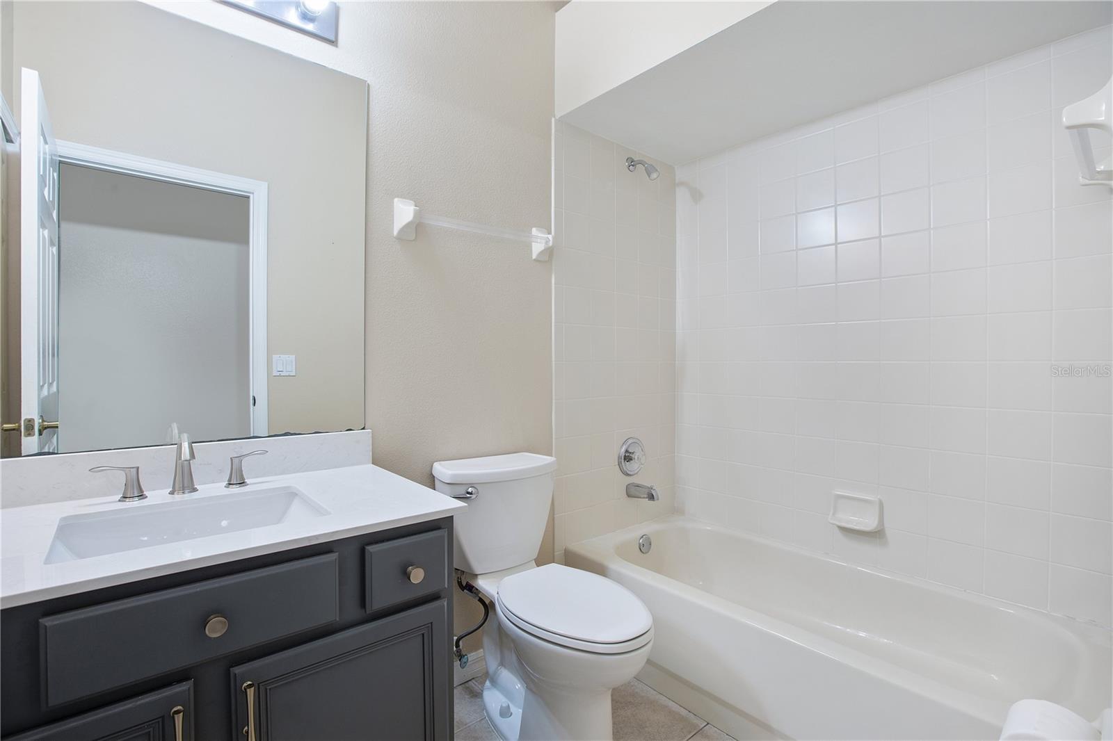 17301 AUTUMN PINES CT