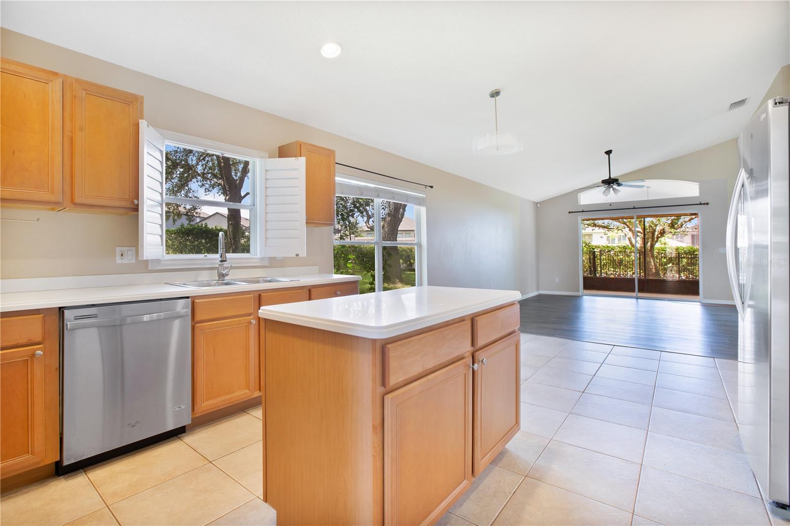 17301 AUTUMN PINES CT