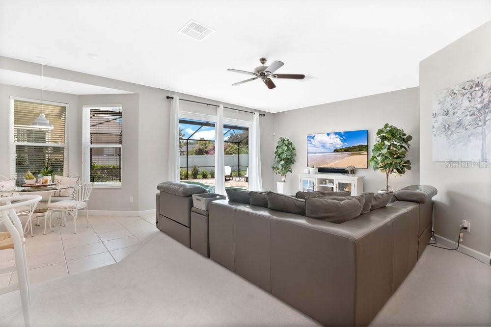 9447 WESTOVER CLUB CIR