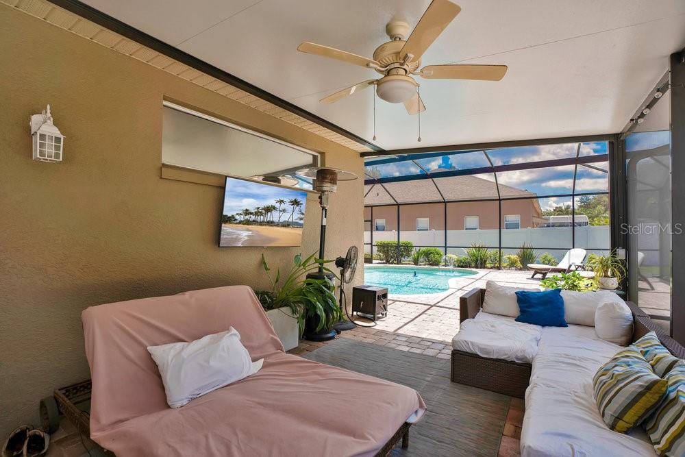 9447 WESTOVER CLUB CIR