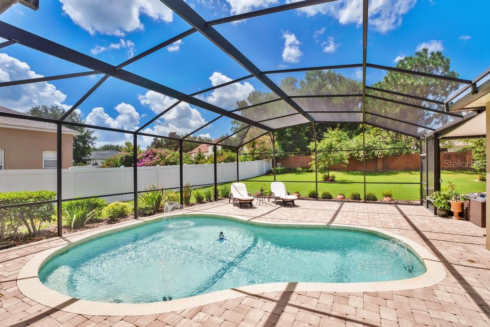 9447 WESTOVER CLUB CIR