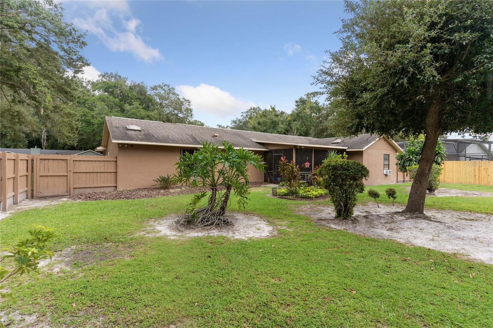 1022 GLENHARBOR CIR