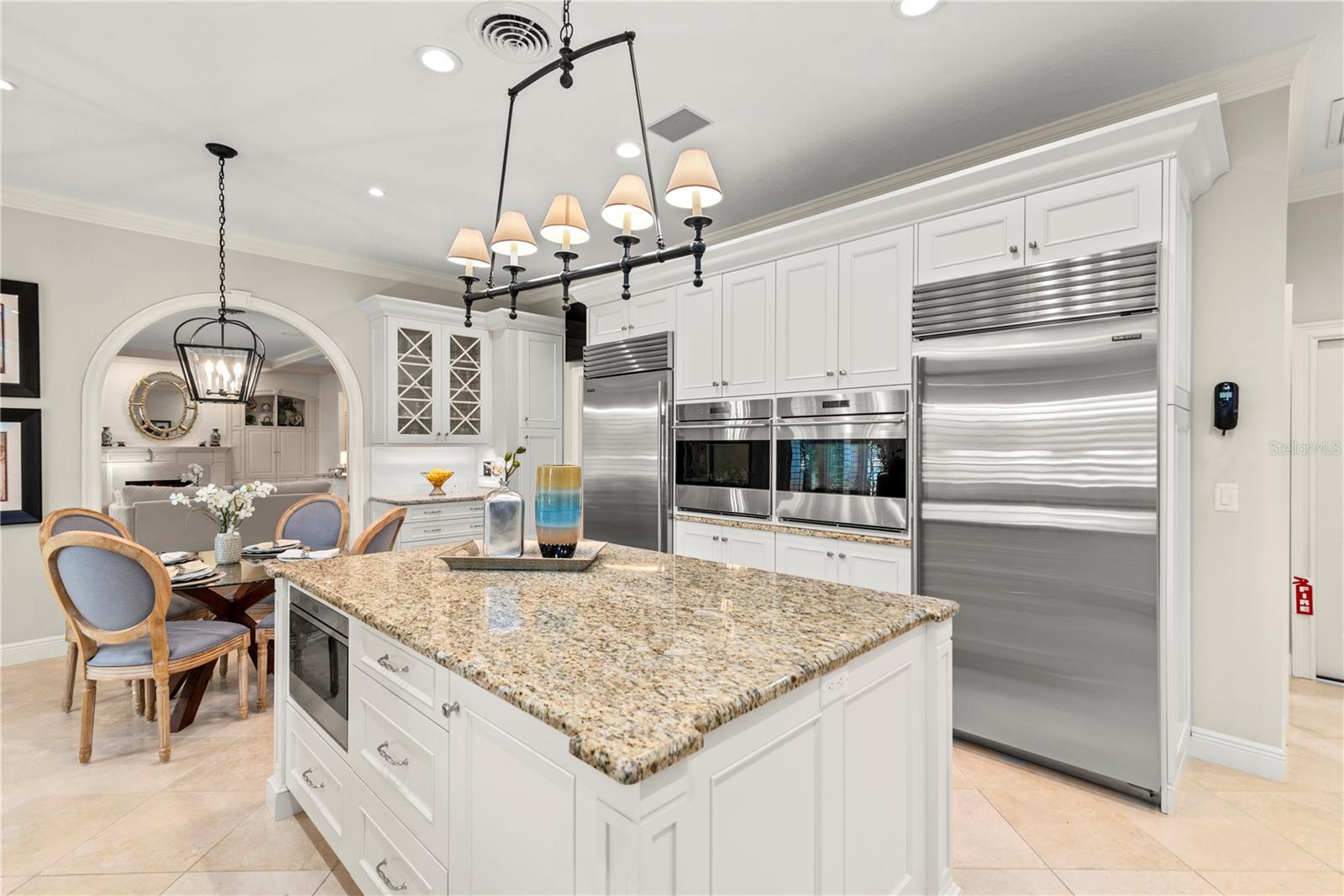 1355 S SUMMERLIN AVE