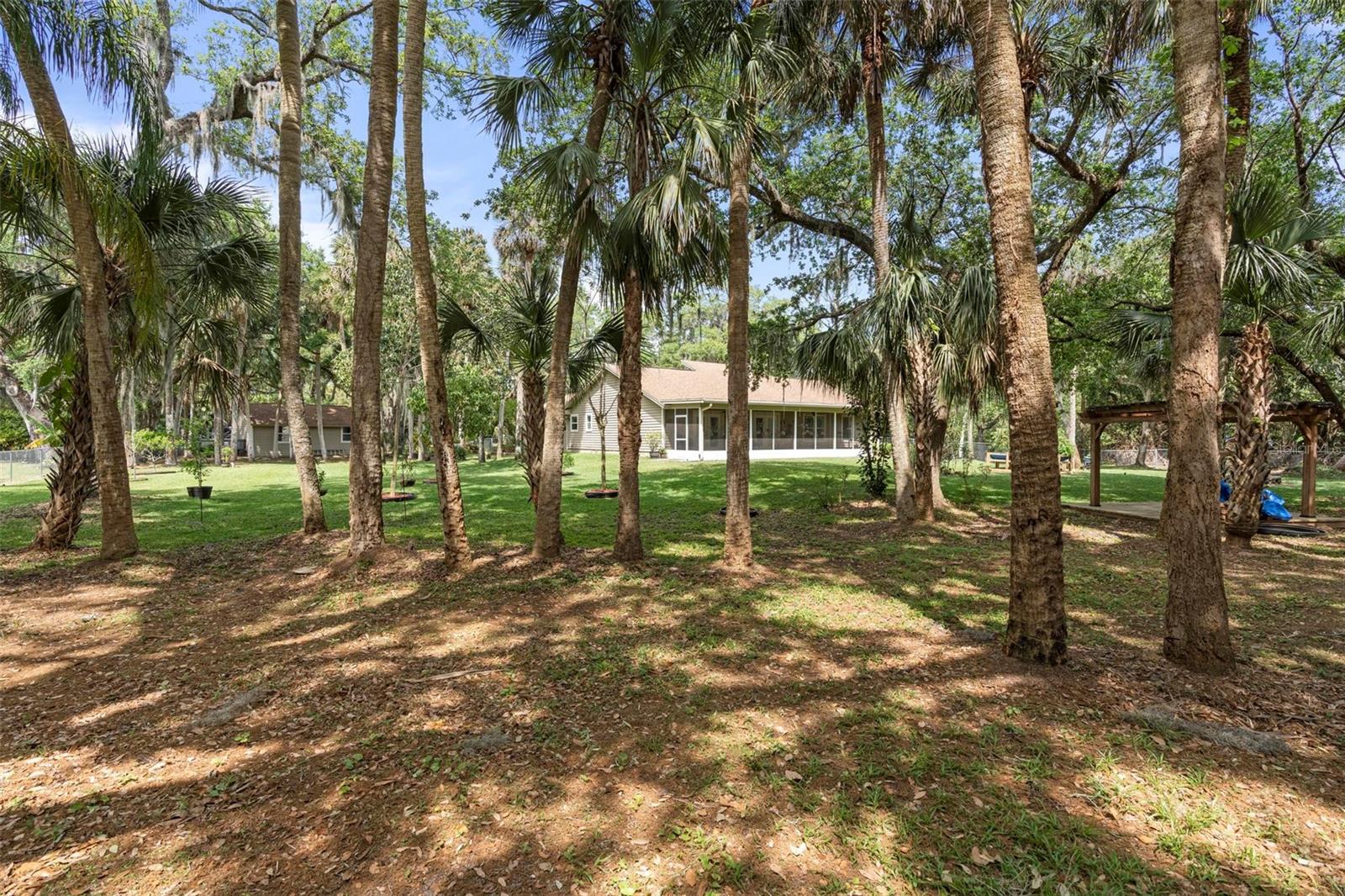 405 E HALL RD