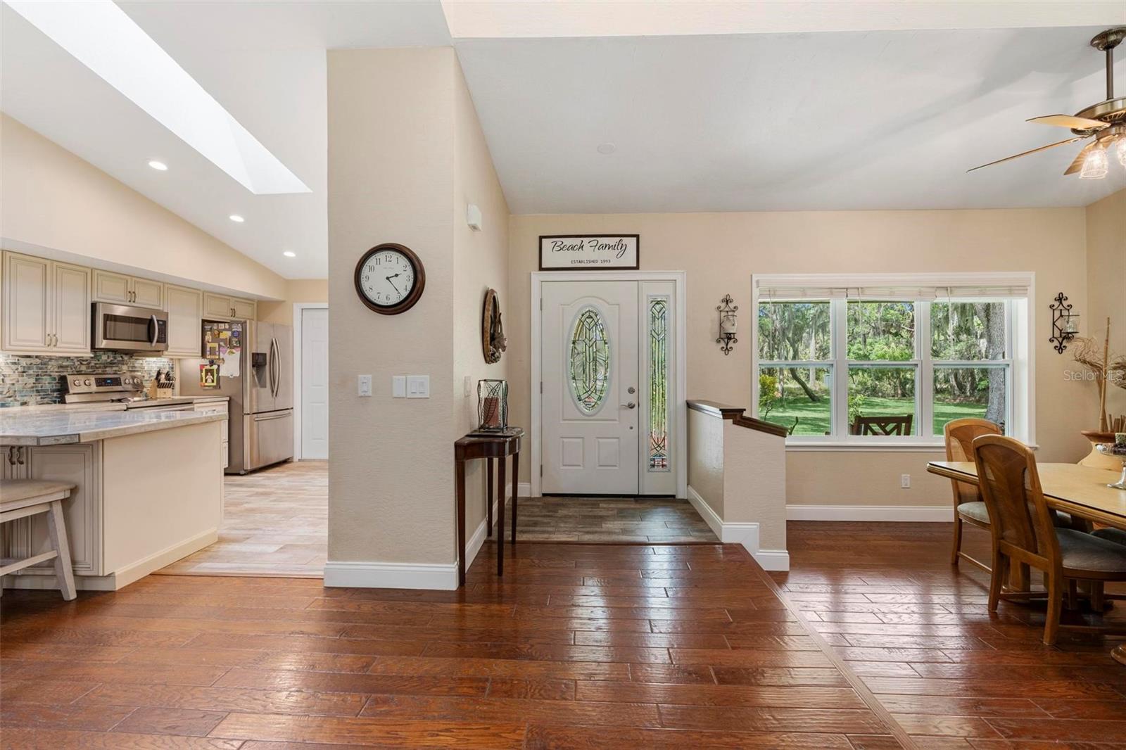 405 E HALL RD