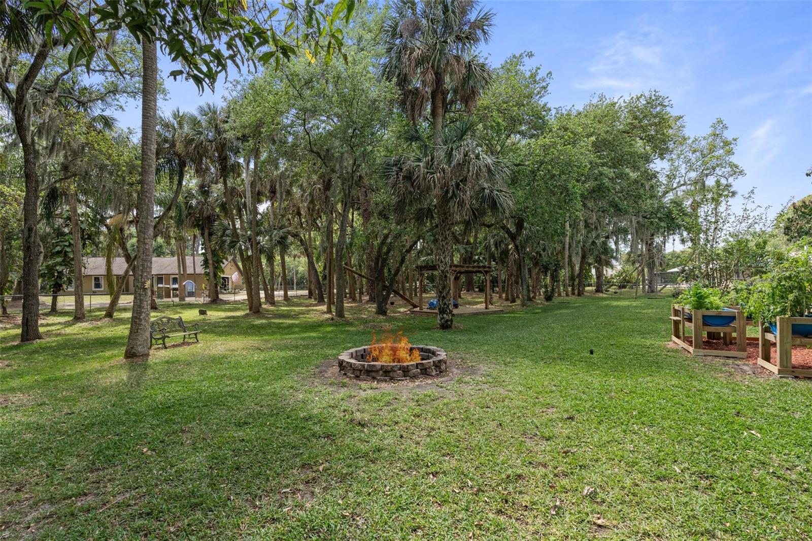 405 E HALL RD