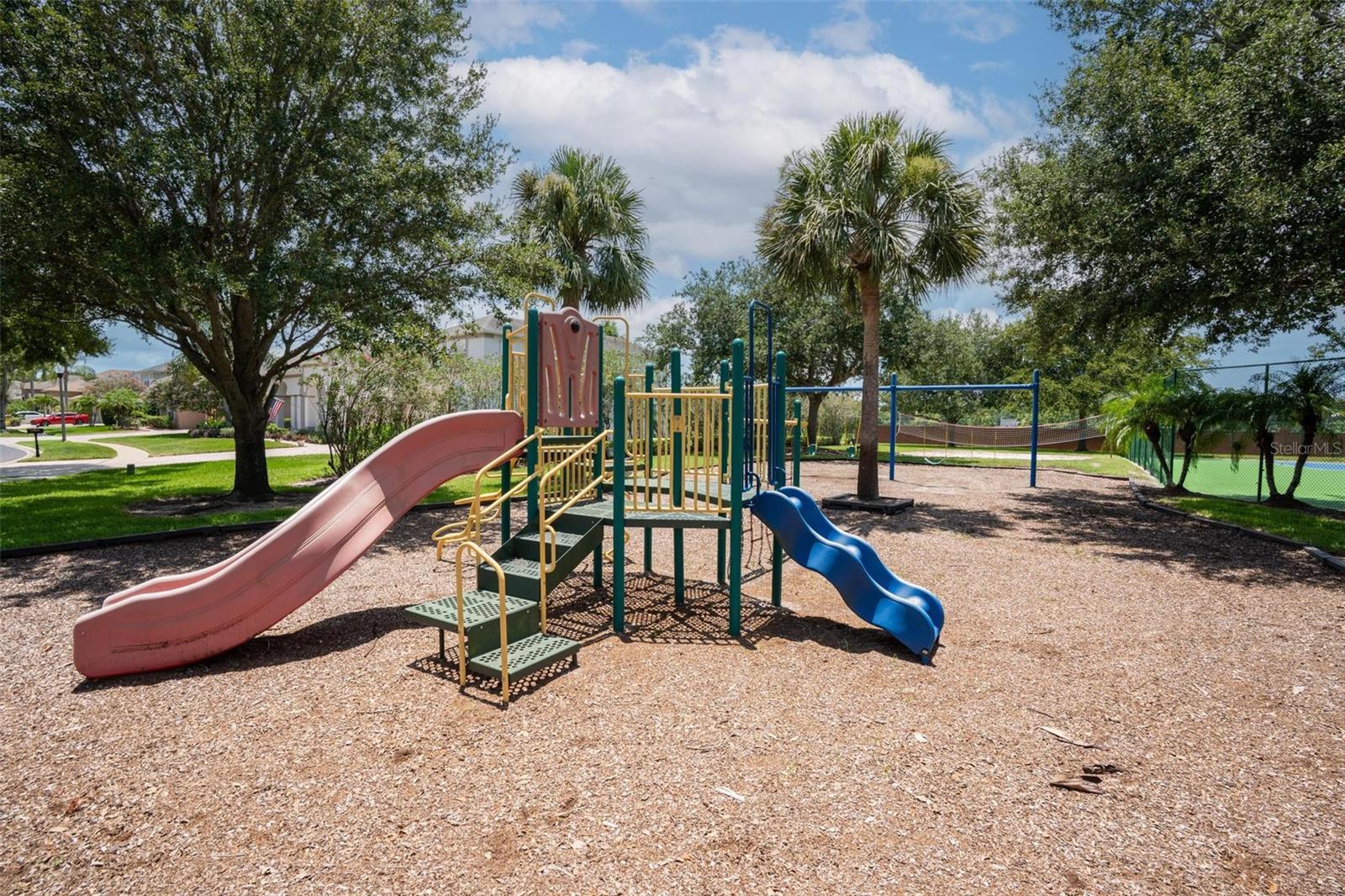 9447 WESTOVER CLUB CIR