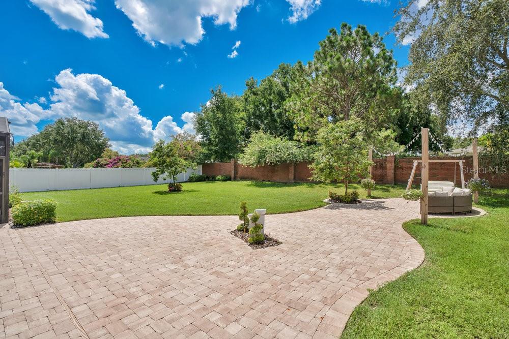 9447 WESTOVER CLUB CIR