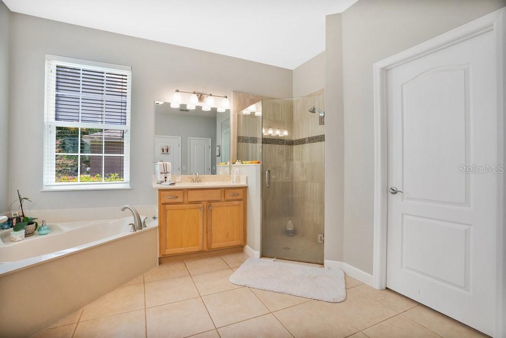 9447 WESTOVER CLUB CIR