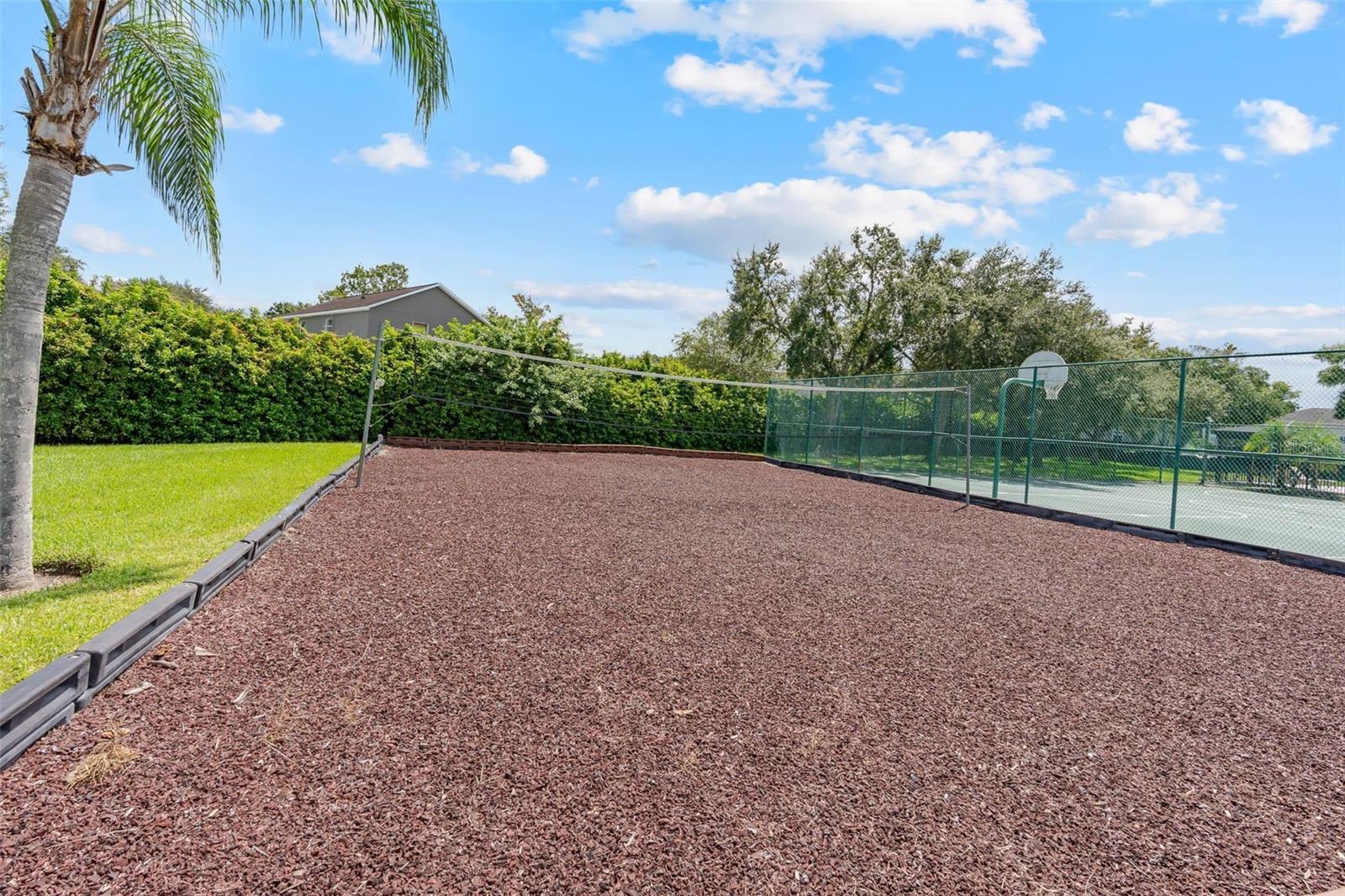 325 LONGSHADOWS CT