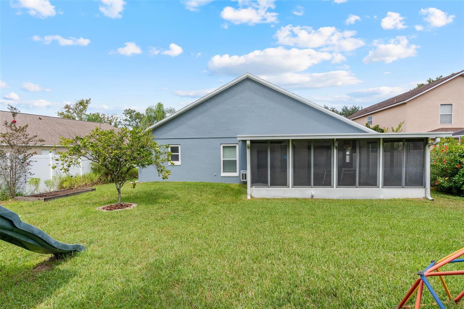 325 LONGSHADOWS CT
