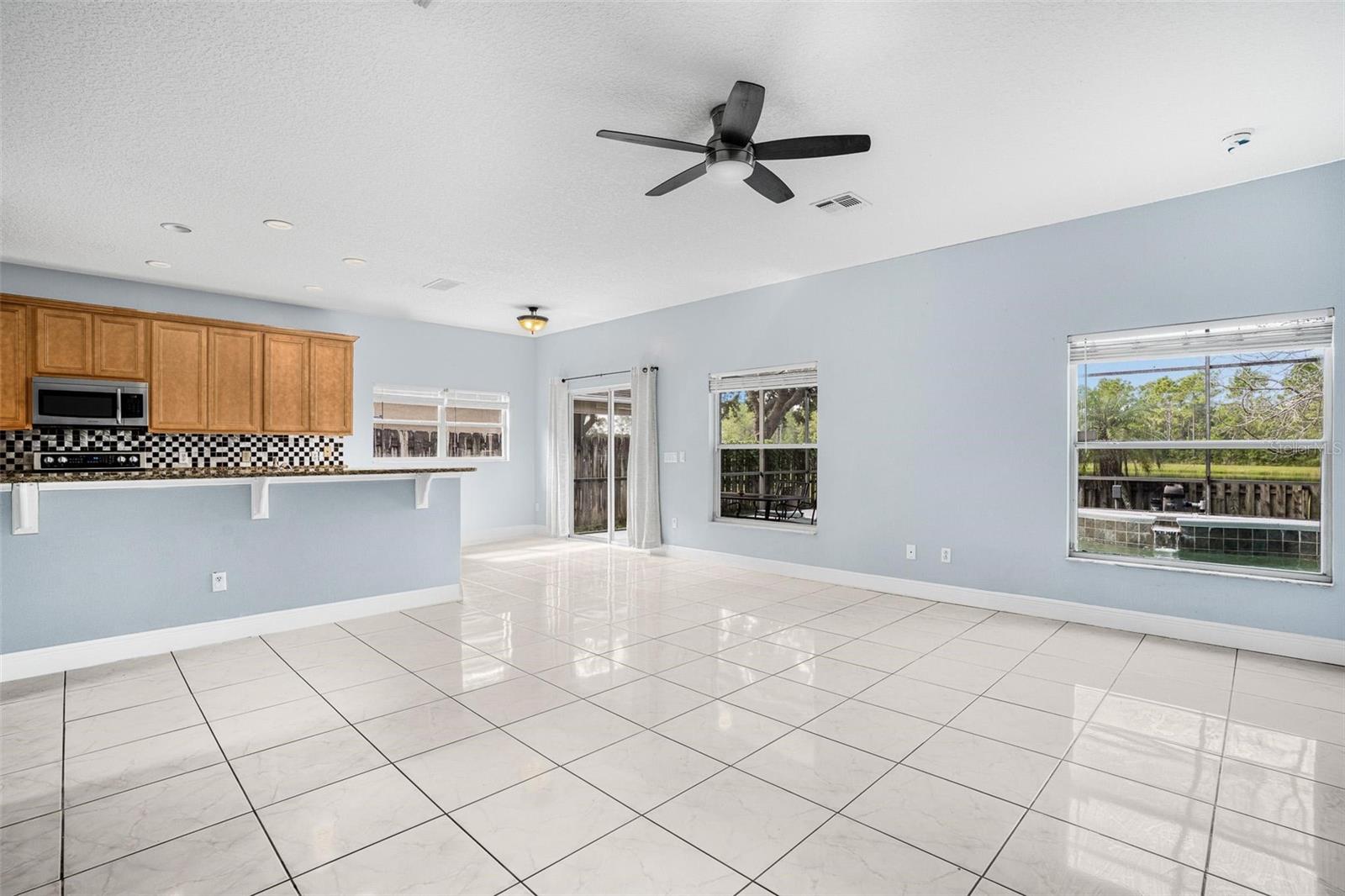 1892 HAMMOCK MOSS DR