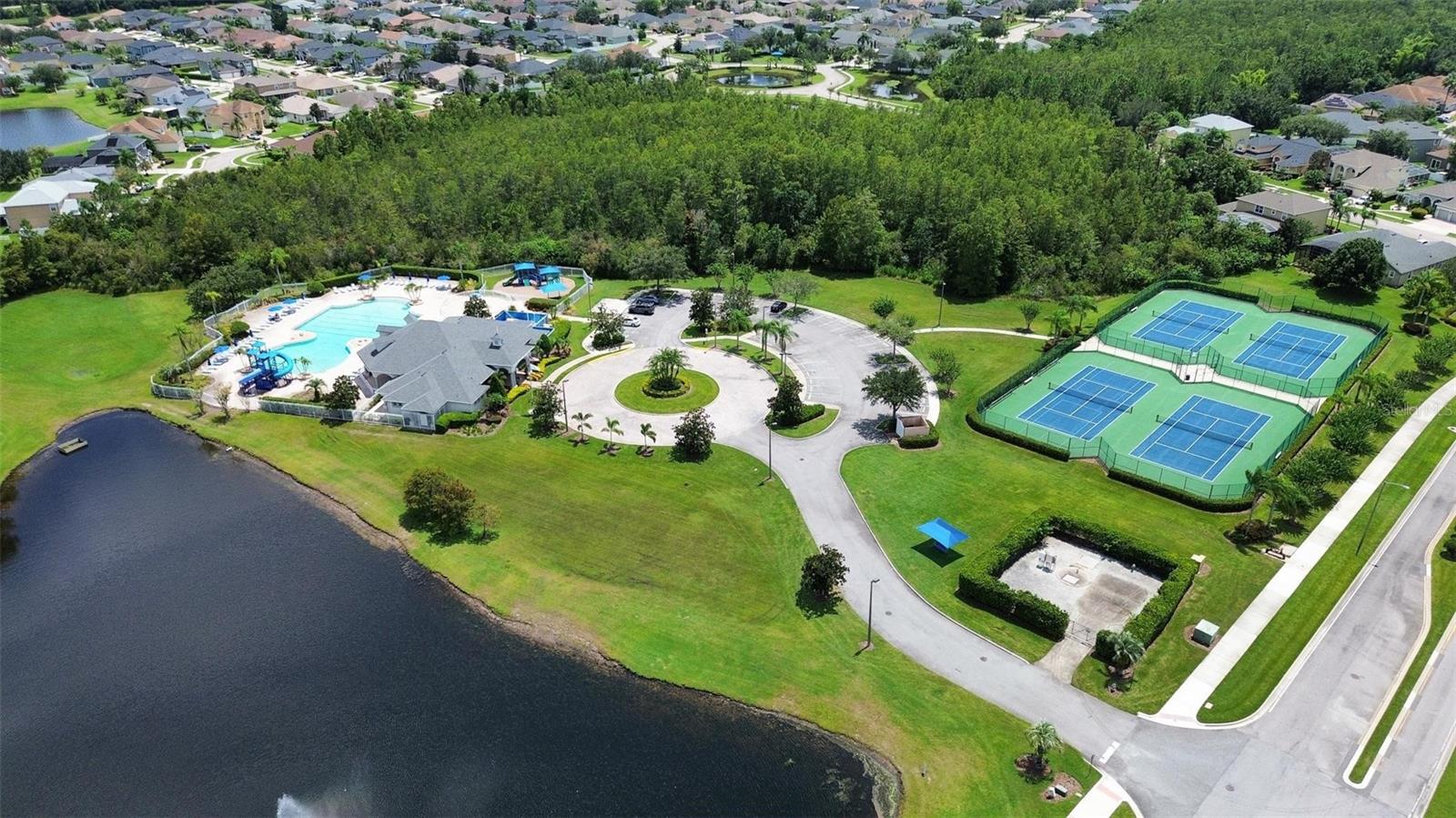 1892 HAMMOCK MOSS DR