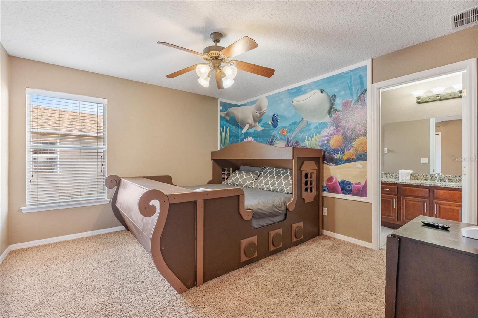 8019 ACADIA ESTATES CT