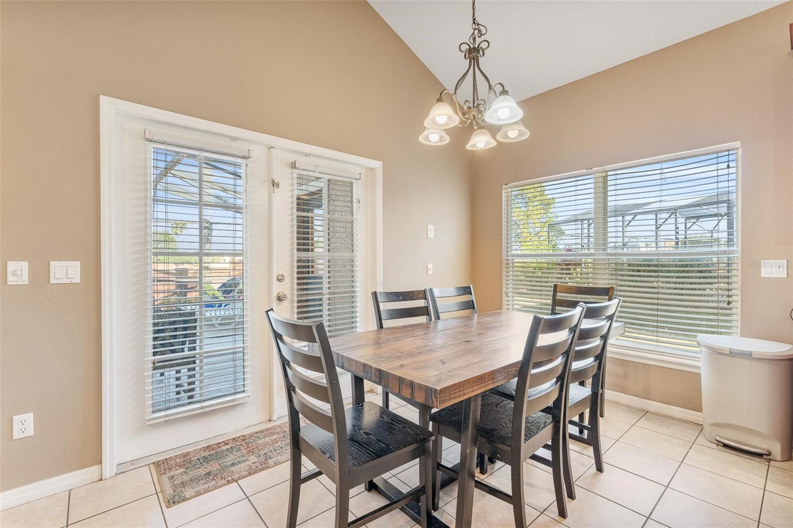 8019 ACADIA ESTATES CT